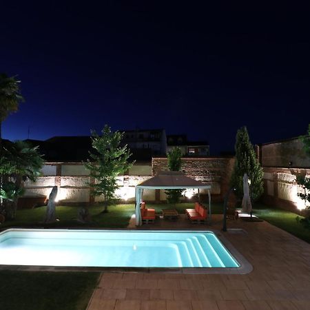 Villa Almudena Nava de la Asuncion Extérieur photo